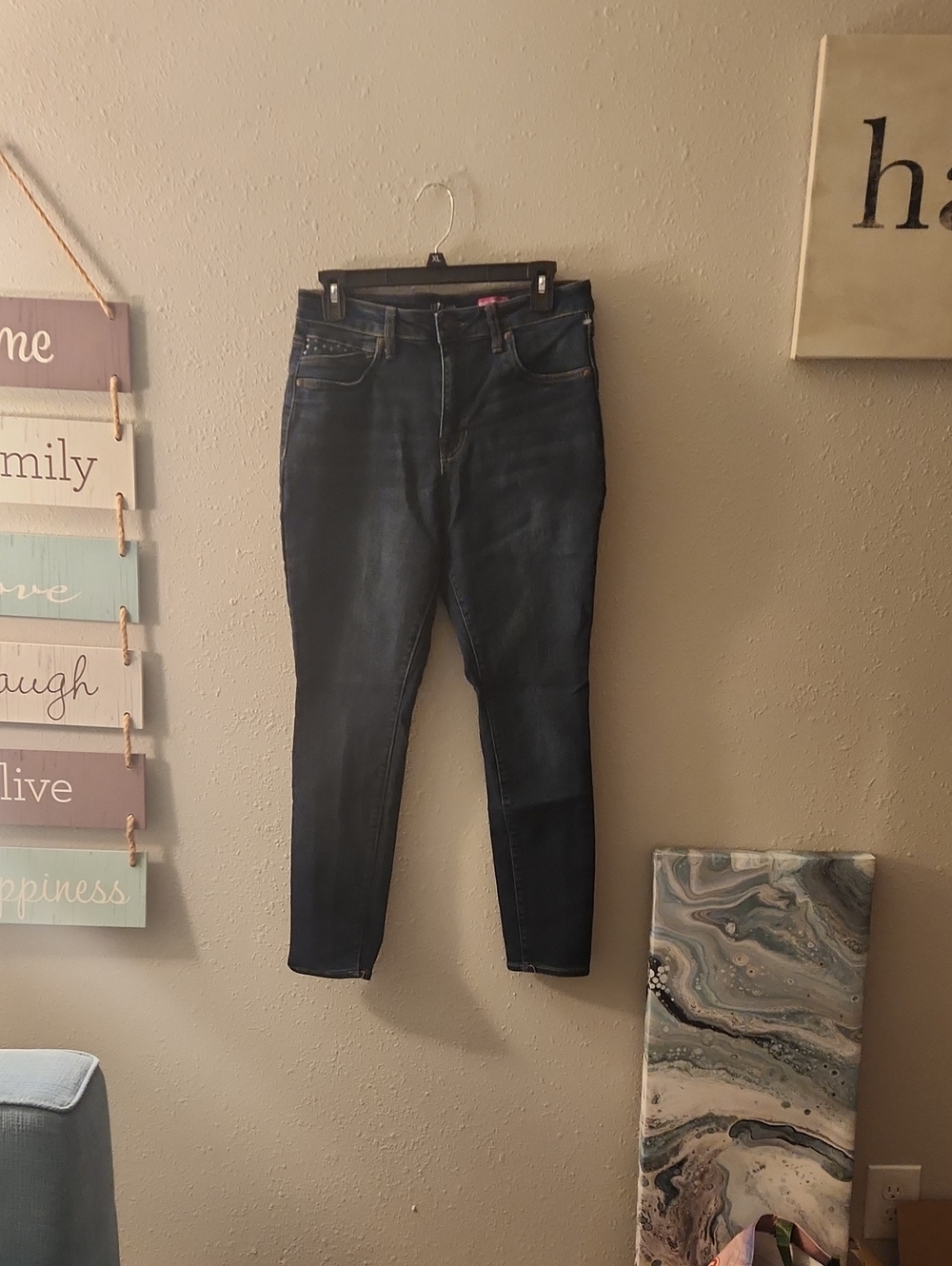 Dark Wash Women’s High-Rise Skinny Jeans